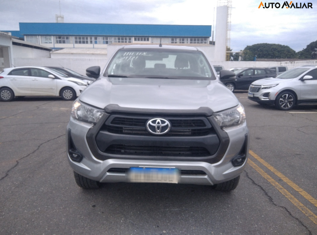 TOYOTA HILUX 2.8 D-4D TURBO DIESEL CD SR 4X4 AUTOM&Aacute;TICO