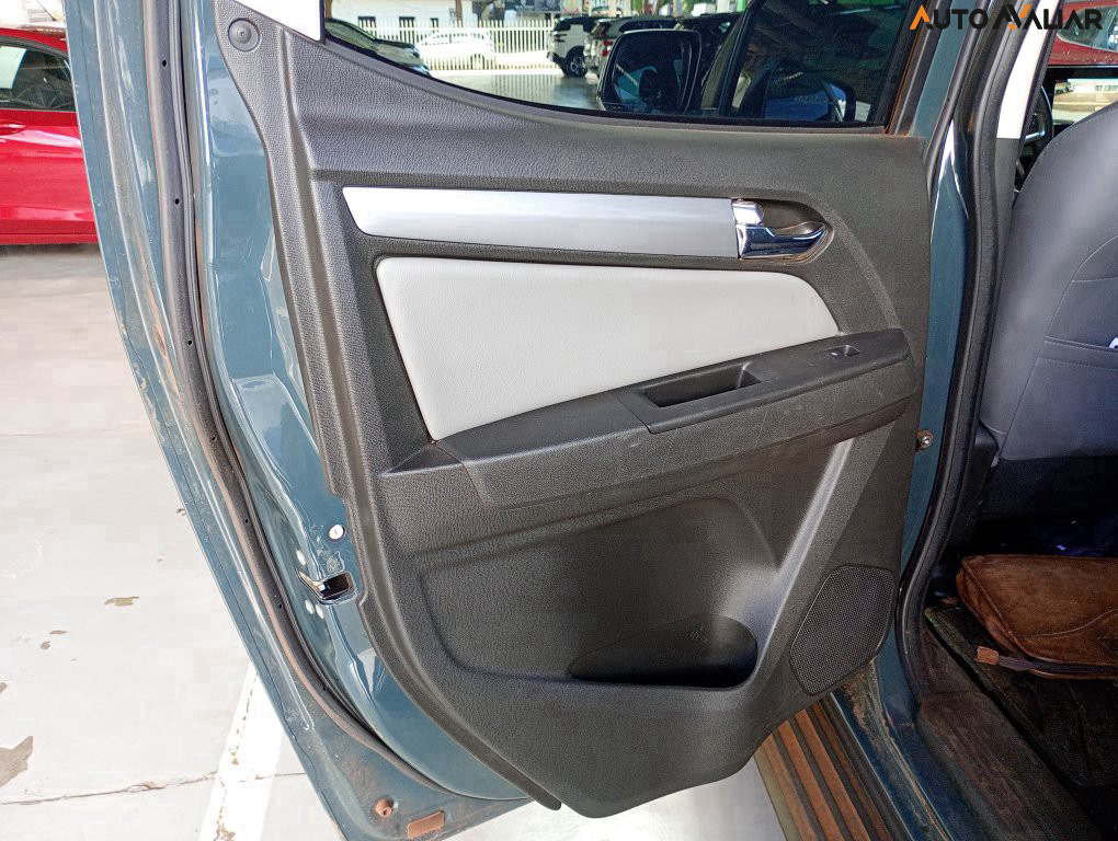 CHEVROLET S10 2.8 16V TURBO DIESEL LTZ CD 4X4 AUTOM&Aacute;TICO