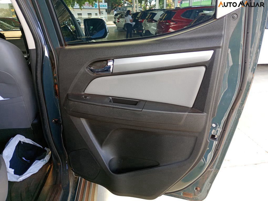 CHEVROLET S10 2.8 16V TURBO DIESEL LTZ CD 4X4 AUTOM&Aacute;TICO