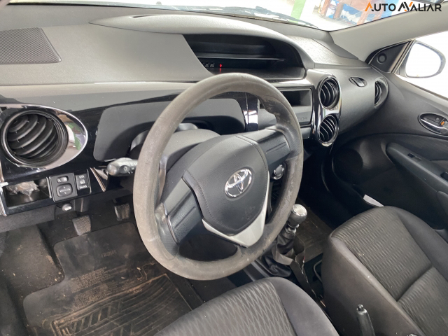 TOYOTA ETIOS 1.3 X 16V FLEX 4P MANUAL
