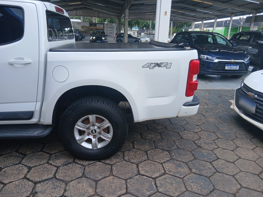 CHEVROLET S10 2.8 LT 4X4 CD 16V TURBO DIESEL 4P AUTOMATICO