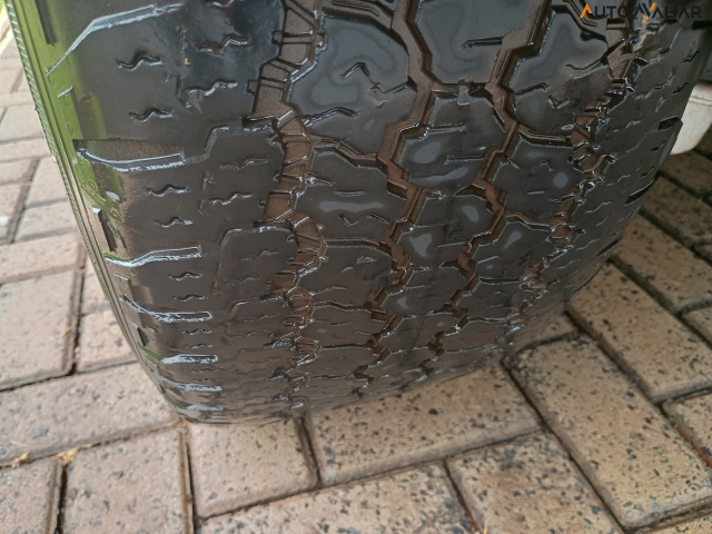 LAND ROVER DEFENDER 3.0 D300 TURBO DIESEL MHEV 110 X AWD AUTOMATICO