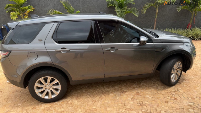 LAND ROVER DISCOVERY SPORT 2.0 D180 TURBO DIESEL SE AUTOMATICO