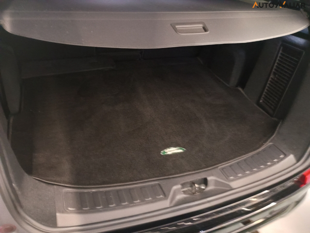 LAND ROVER DISCOVERY SPORT DISCOVERY SP. SE DYN 2.0 P250 FLEX AUT.