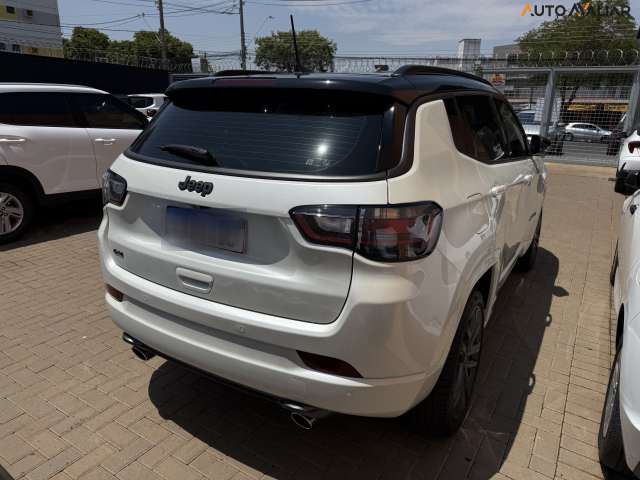 JEEP COMPASS 2.0 HURRICANE 4 TURBO GASOLINA OVERLAND AT9