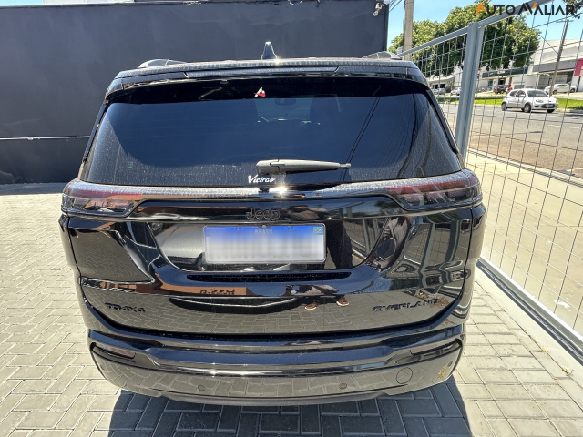 JEEP COMMANDER 2.0 TD380 TURBO DIESEL OVERLAND AT9