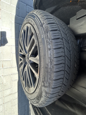 JEEP COMMANDER 2.0 TD380 TURBO DIESEL OVERLAND AT9