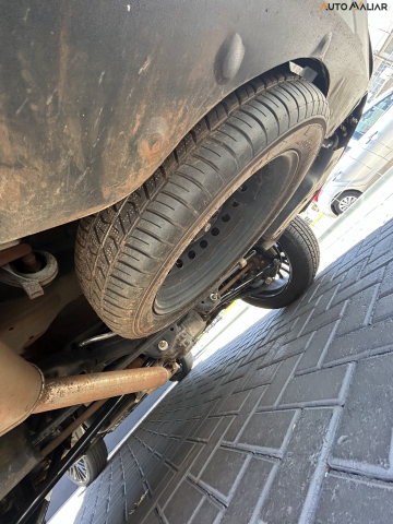 JEEP COMMANDER 2.0 TD380 TURBO DIESEL OVERLAND AT9