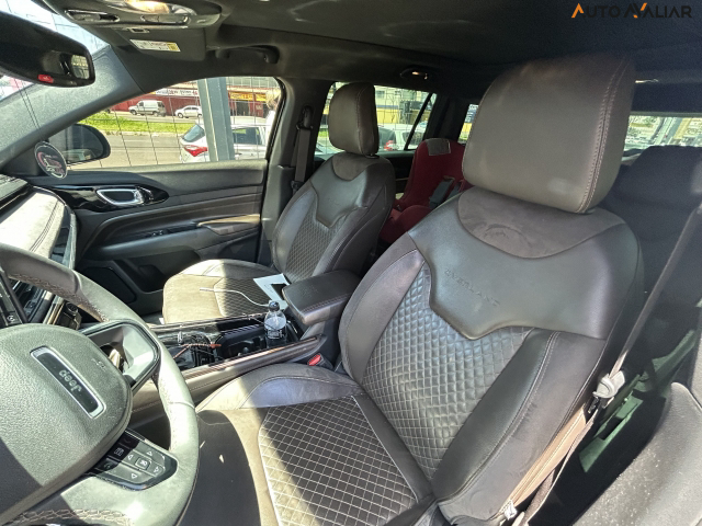 JEEP COMMANDER 2.0 TD380 TURBO DIESEL OVERLAND AT9