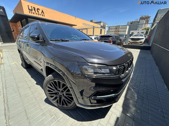 JEEP COMMANDER 2.0 TD380 TURBO DIESEL OVERLAND AT9