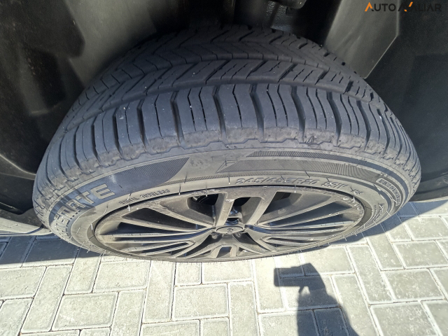 JEEP COMMANDER 2.0 TD380 TURBO DIESEL OVERLAND AT9