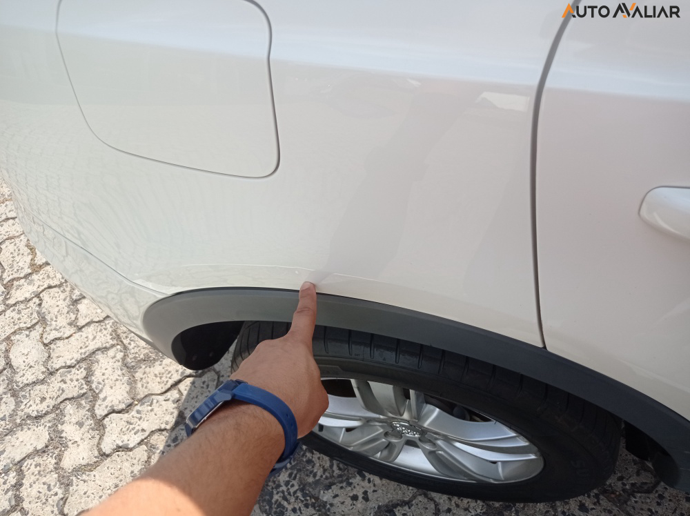 AUDI Q3 2.0 TFSI AMBIENTE QUATTRO 4P GASOLINA S TRONIC