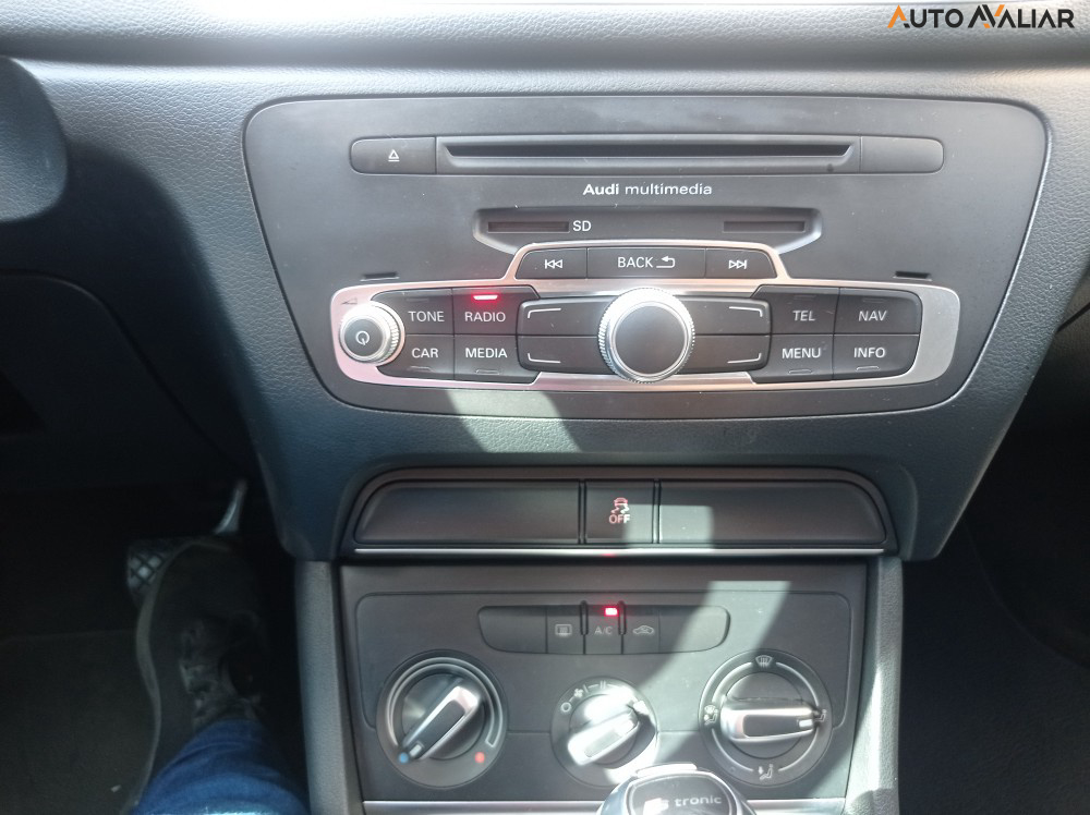 AUDI Q3 2.0 TFSI AMBIENTE QUATTRO 4P GASOLINA S TRONIC