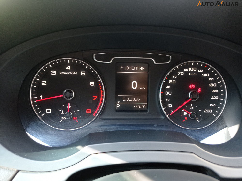 AUDI Q3 2.0 TFSI AMBIENTE QUATTRO 4P GASOLINA S TRONIC