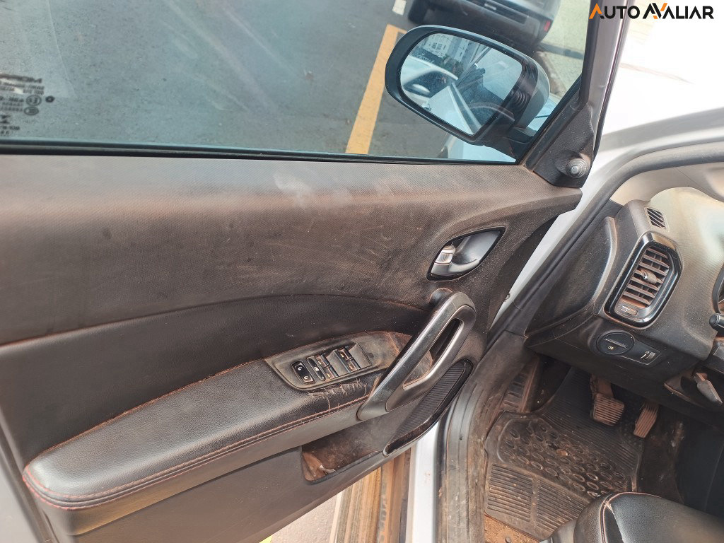 FIAT TORO 1.8 16V EVO FLEX FREEDOM AUTOMATICO