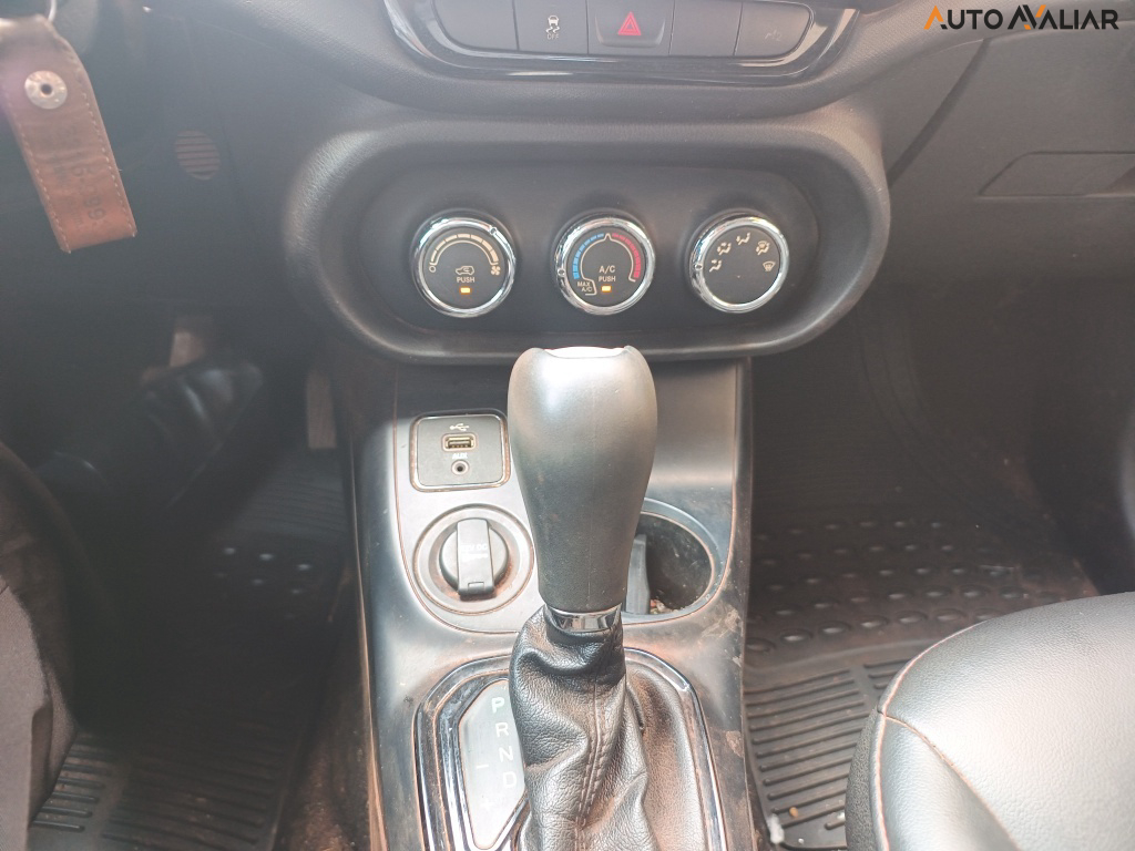 FIAT TORO 1.8 16V EVO FLEX FREEDOM AUTOMATICO