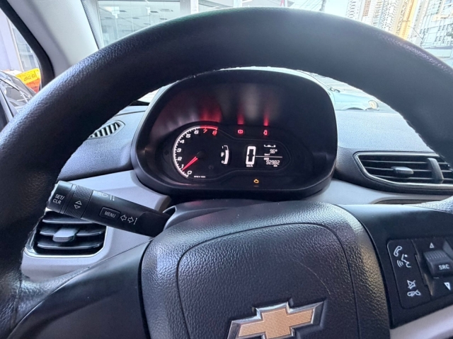 CHEVROLET ONIX 1.4 MPFI LT 8V FLEX 4P MANUAL