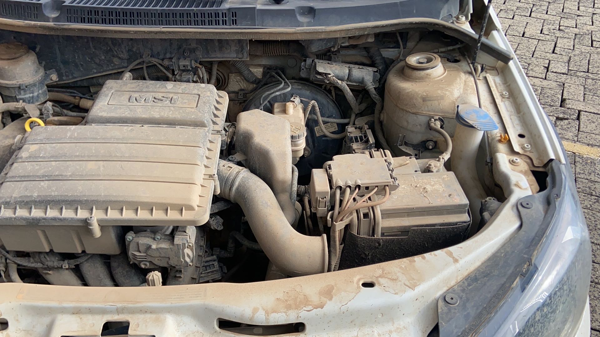 VOLKSWAGEN SAVEIRO 1.6 CROSS CD 16V FLEX 2P MANUAL