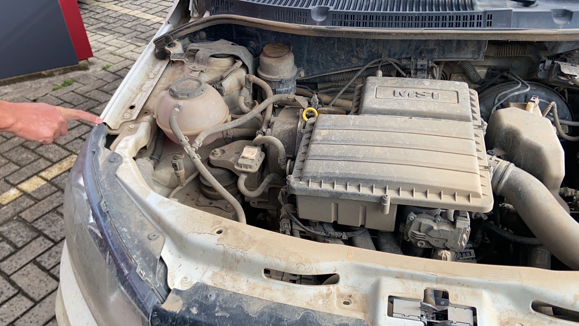 VOLKSWAGEN SAVEIRO 1.6 CROSS CD 16V FLEX 2P MANUAL