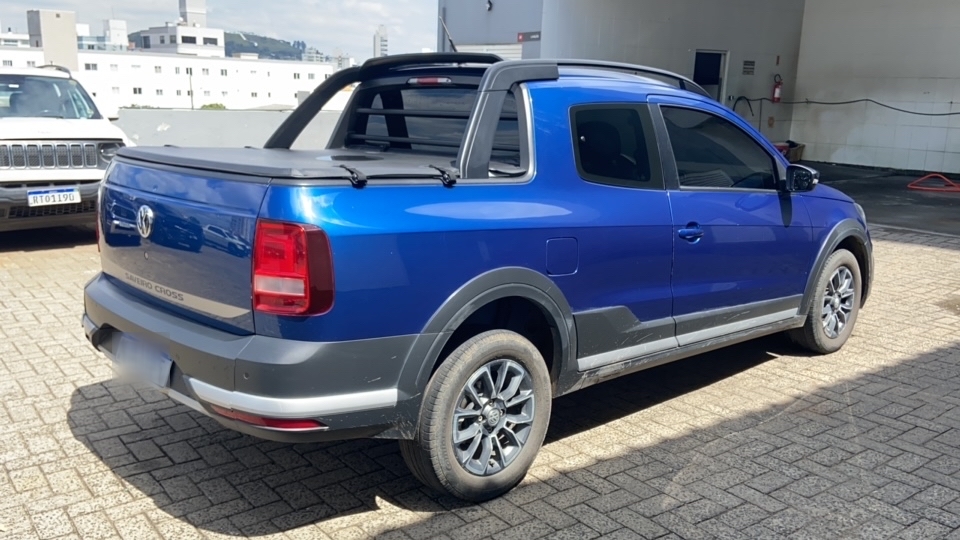 VOLKSWAGEN SAVEIRO 1.6 CROSS CD 16V FLEX 2P MANUAL