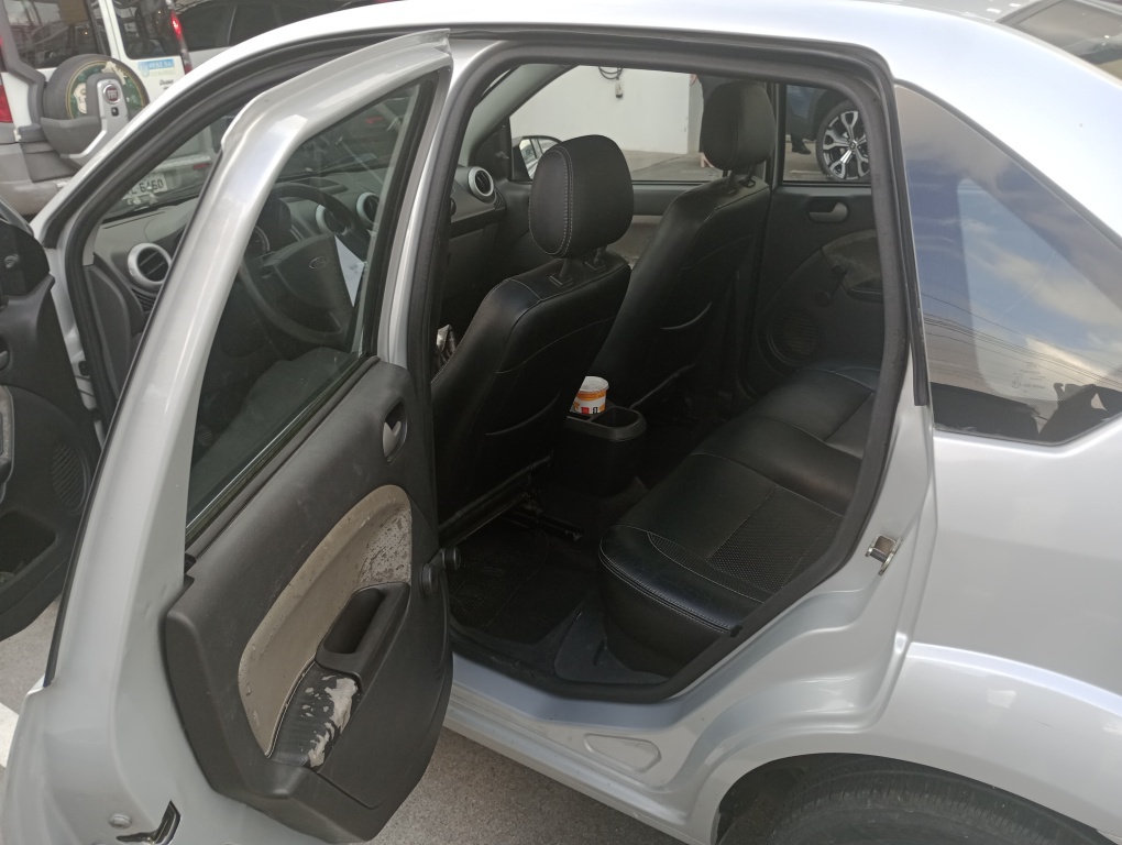 FORD FIESTA 1.6 MPI CLASS SEDAN 8V FLEX 4P MANUAL