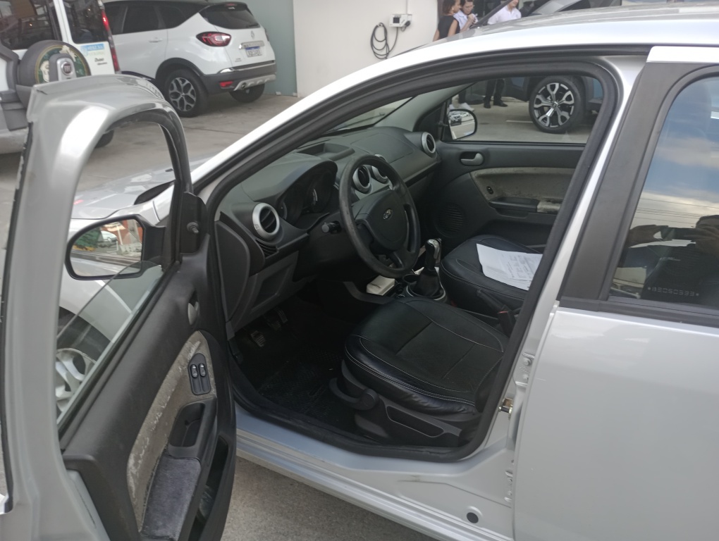 FORD FIESTA 1.6 MPI CLASS SEDAN 8V FLEX 4P MANUAL