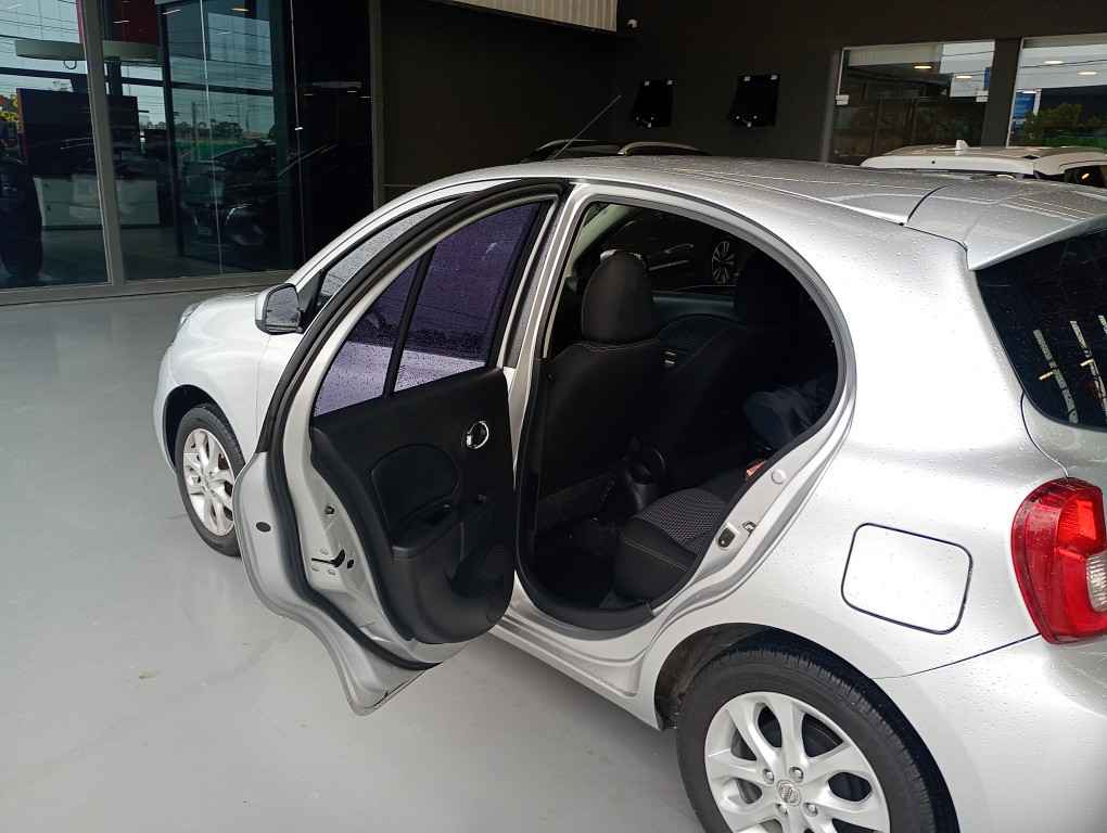 NISSAN MARCH 1.0 SV 12V FLEX 4P MANUAL