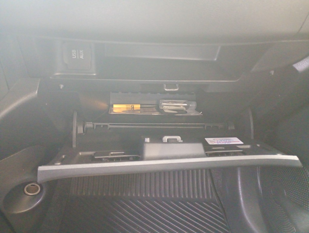 NISSAN MARCH 1.0 SV 12V FLEX 4P MANUAL