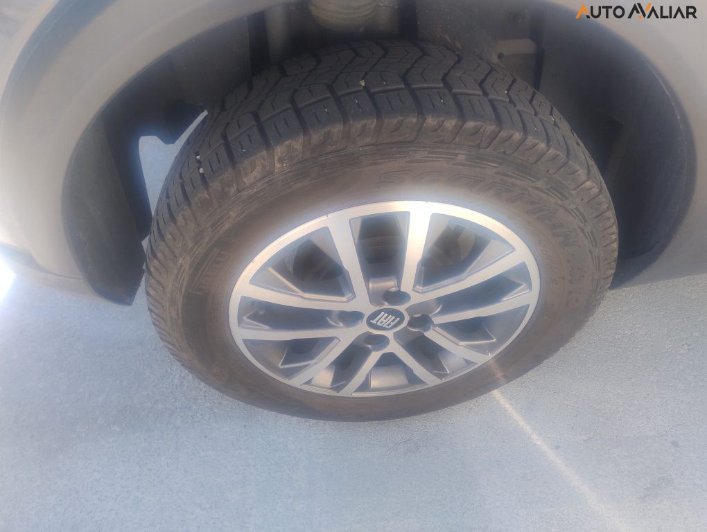 FIAT ARGO 1.3 FIREFLY FLEX TREKKING MANUAL