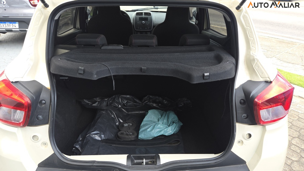 RENAULT KWID 1.0 12V SCE FLEX ZEN MANUAL