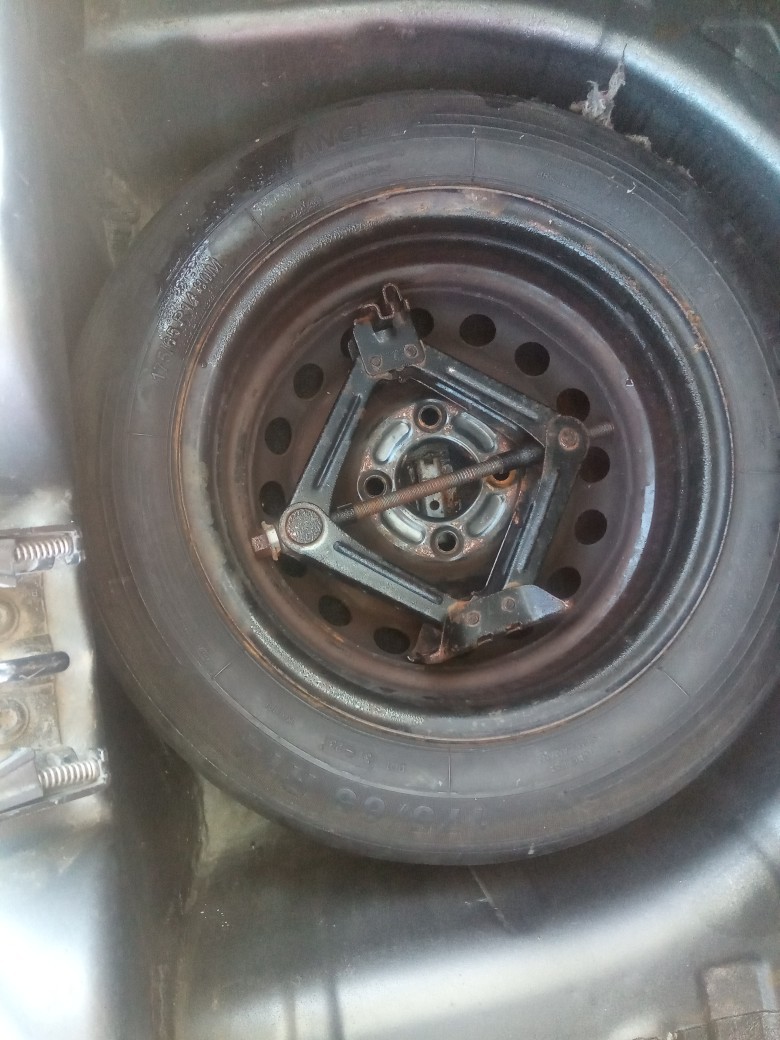 FORD KA 1.0 SE / SE PLUS TI-VCT FLEX