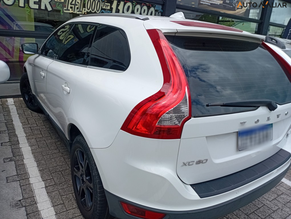 VOLVO XC60 3.0 DYNAMIC AWD TURBO GASOLINA 4P AUTOMATICO