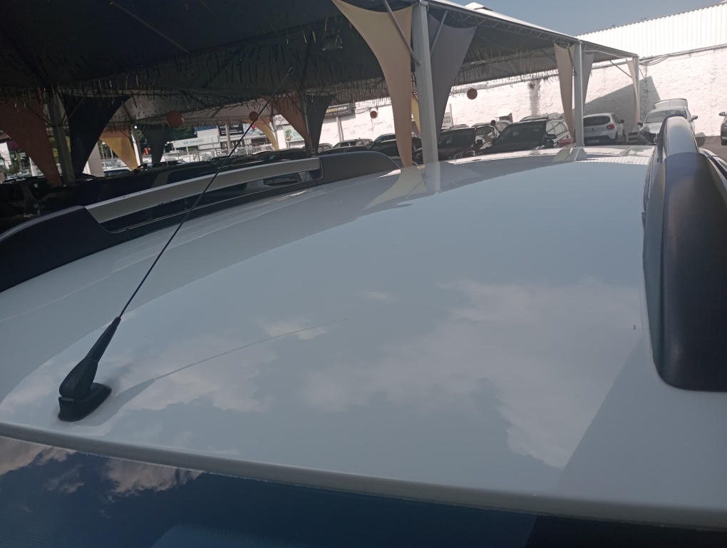 RENAULT DUSTER 2.0 DYNAMIQUE 4X2 16V FLEX 4P AUTOMATICO