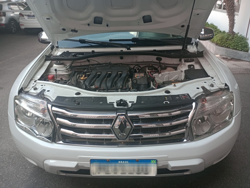 RENAULT DUSTER 2.0 DYNAMIQUE 4X2 16V FLEX 4P AUTOMATICO