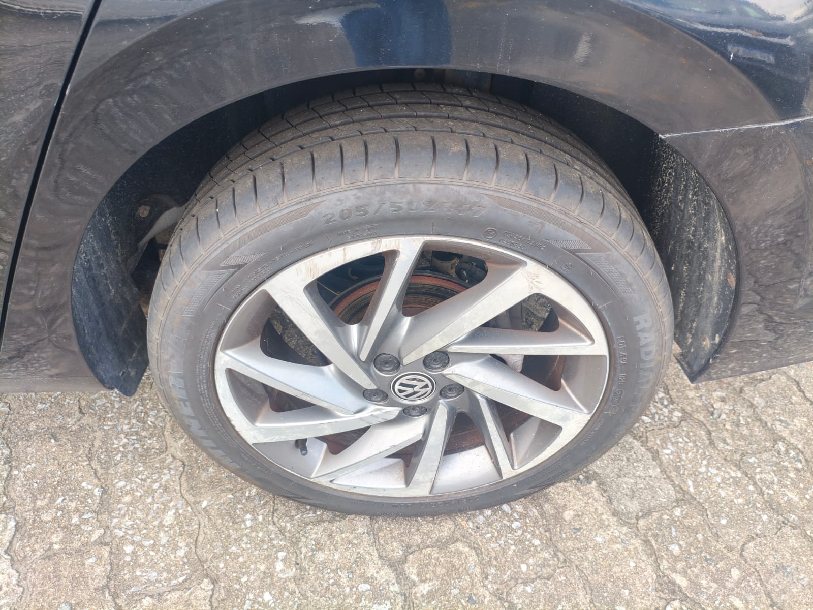 VOLKSWAGEN VIRTUS 1.0 200 TSI HIGHLINE AUTOMATICO