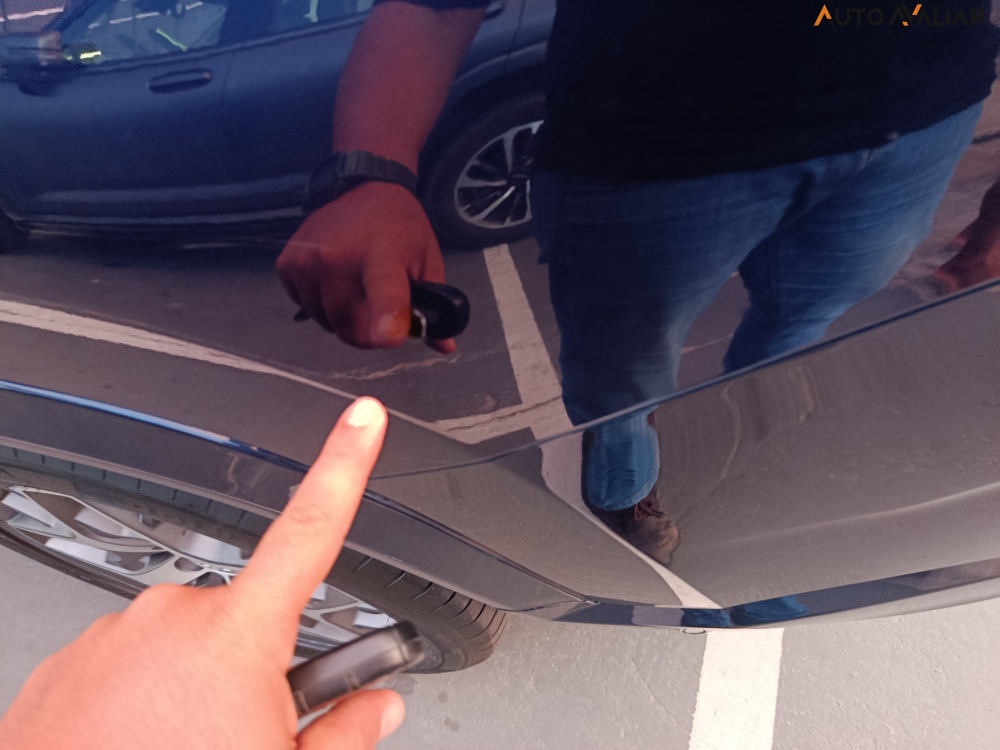 JEEP COMMANDER 2.0 TD380 TURBO DIESEL OVERLAND AT9