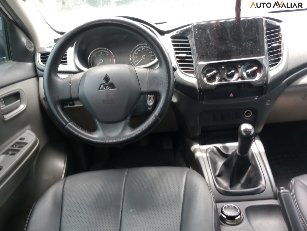 MITSUBISHI L200 TRITON  2.4 16V TURBO DIESEL SPORT GL CD 4P 4X4 MANUAL