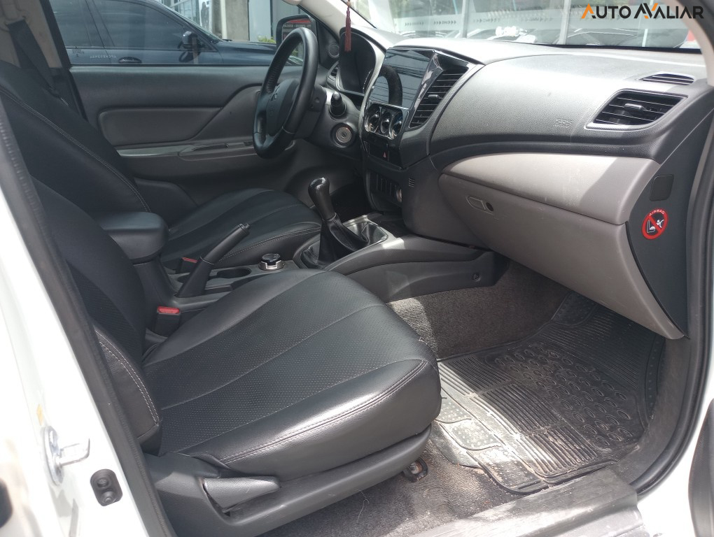 MITSUBISHI L200 TRITON  2.4 16V TURBO DIESEL SPORT GL CD 4P 4X4 MANUAL