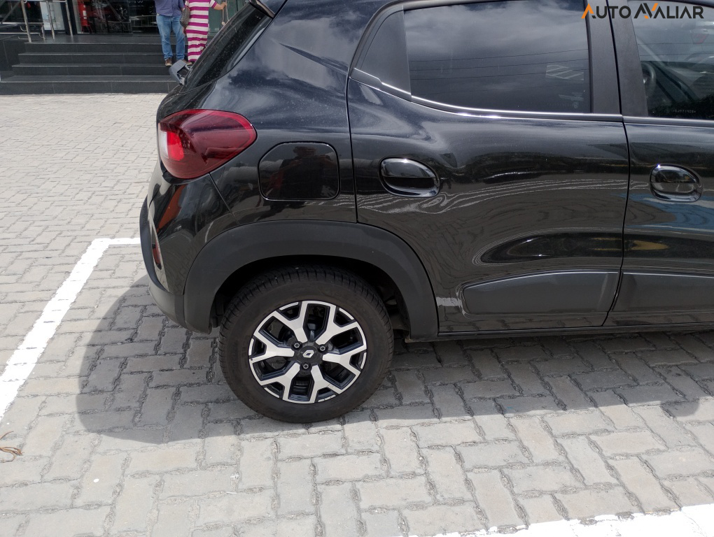 RENAULT KWID 1.0 12V SCE FLEX OUTSIDER MANUAL