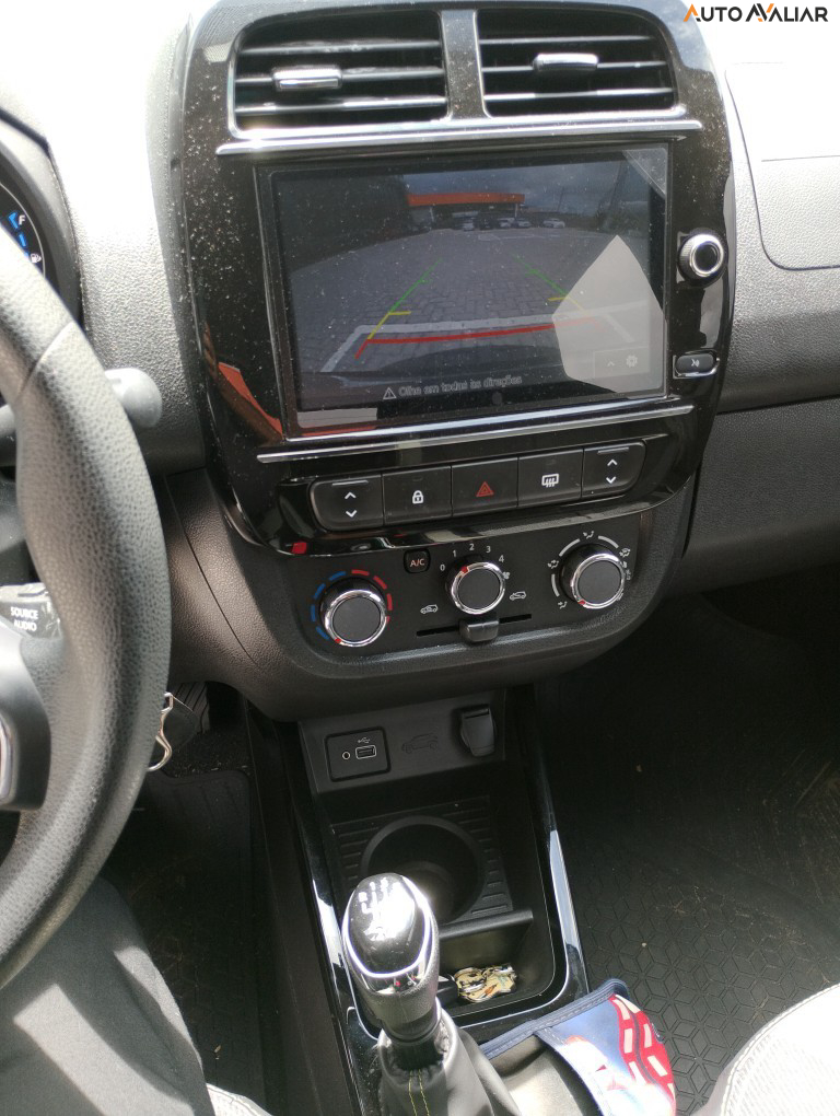 RENAULT KWID 1.0 12V SCE FLEX OUTSIDER MANUAL