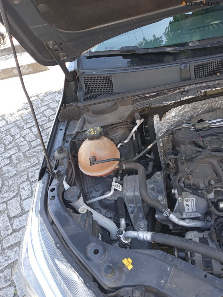 CHEVROLET ONIX 1.0 TURBO FLEX LT MANUAL