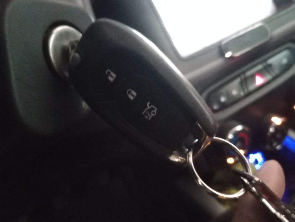 CHEVROLET ONIX 1.0 MPFI LT 8V FLEX 4P MANUAL