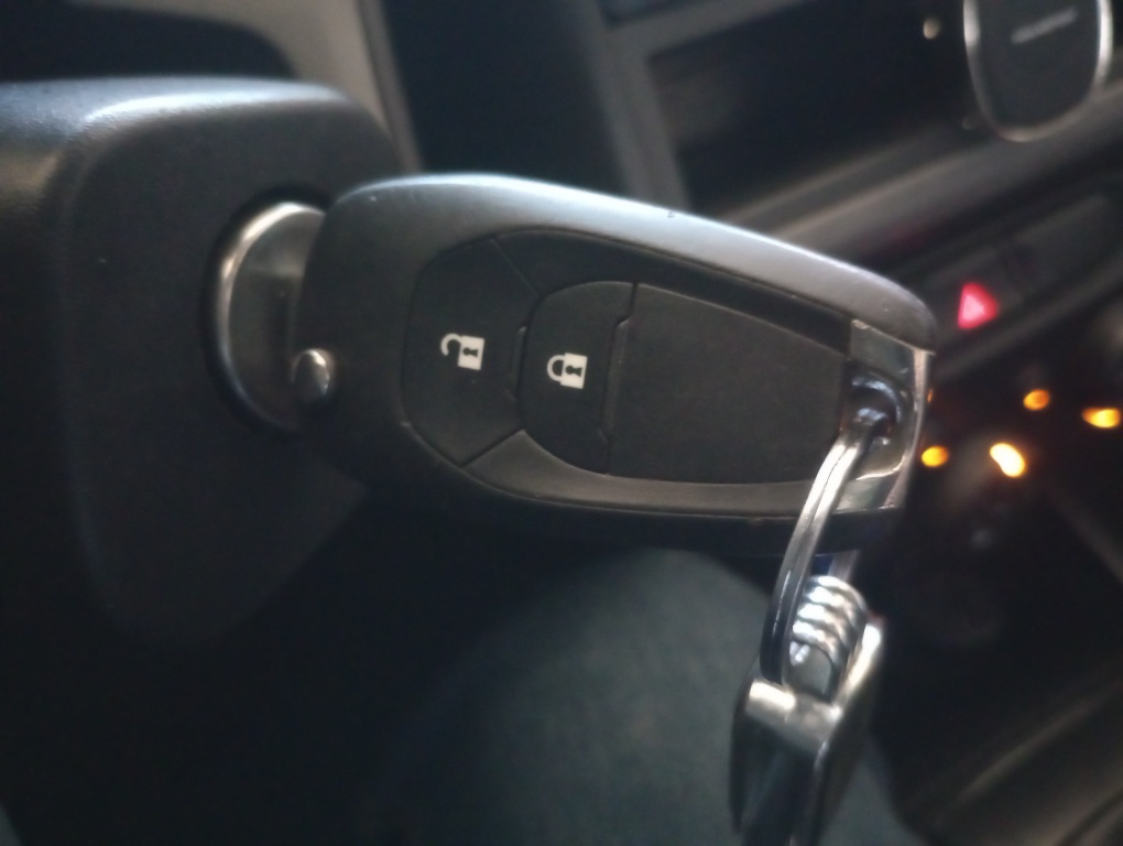 CHEVROLET ONIX 1.0 MPFI JOY 8V FLEX 4P MANUAL