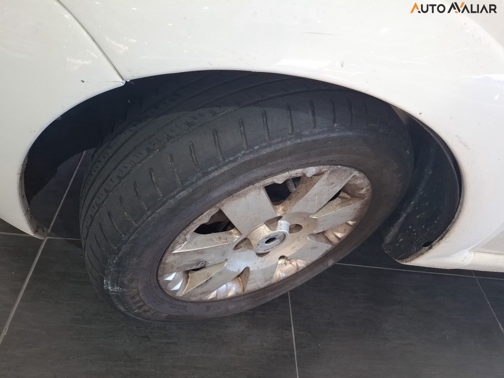 CITROEN C3 1.4 I EXCLUSIVE 8V FLEX 4P MANUAL