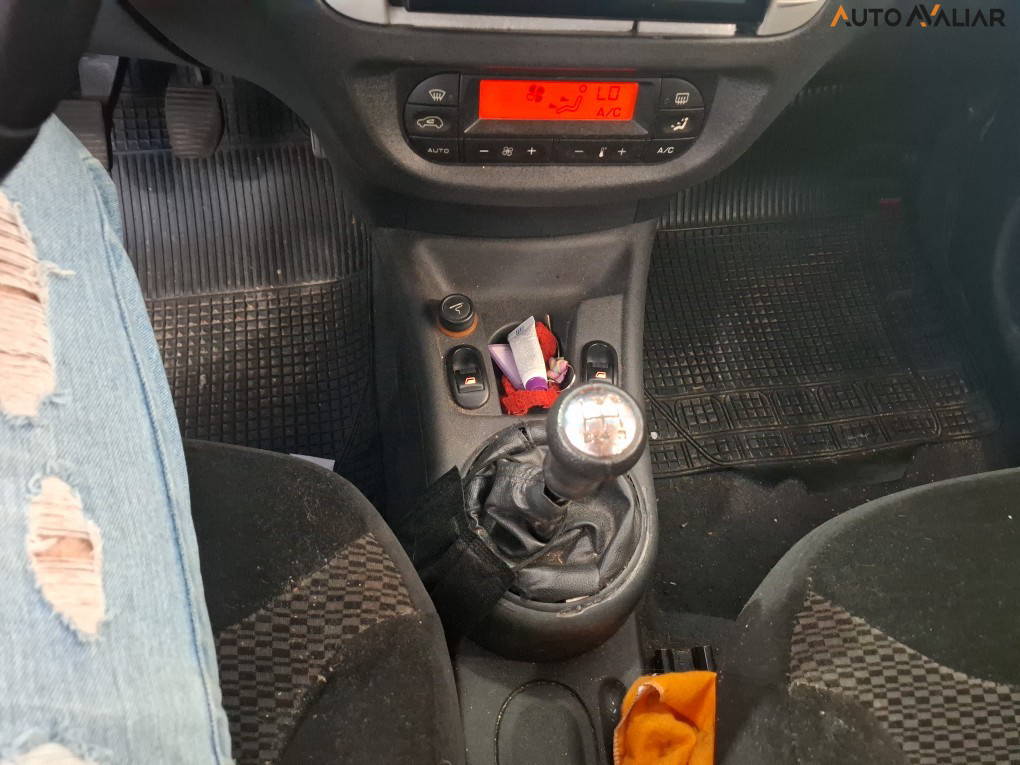 CITROEN C3 1.4 I EXCLUSIVE 8V FLEX 4P MANUAL