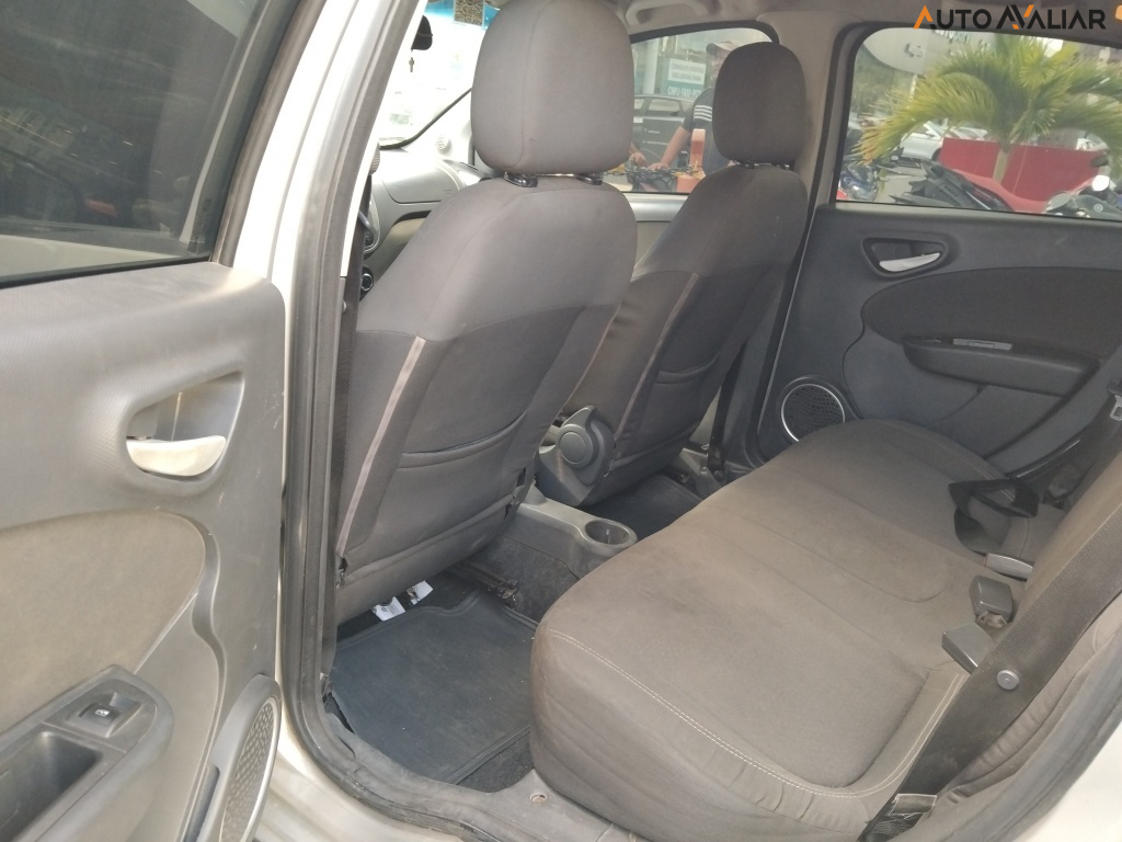 FIAT GRAND SIENA 1.4 MPI ATTRACTIVE 8V FLEX 4P MANUAL