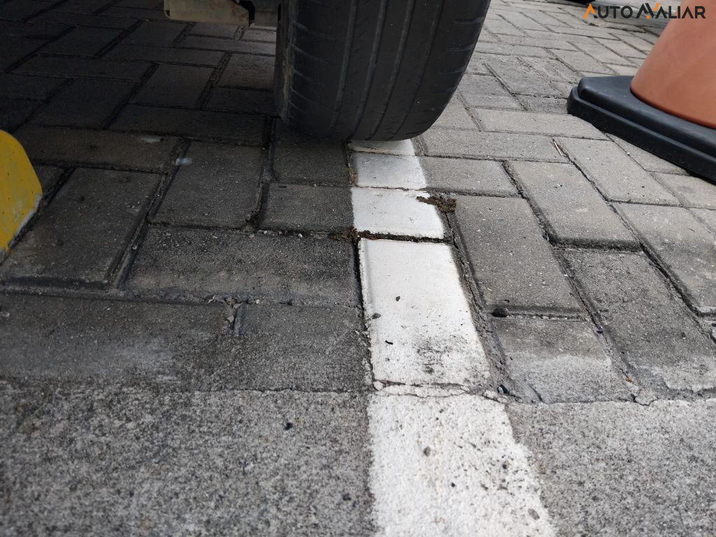 FIAT GRAND SIENA 1.4 MPI ATTRACTIVE 8V FLEX 4P MANUAL