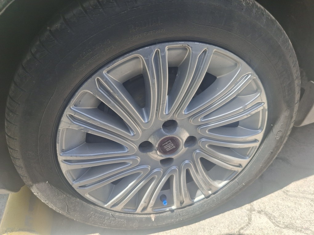 FIAT GRAND SIENA 1.6 MPI ESSENCE 16V FLEX 4P MANUAL