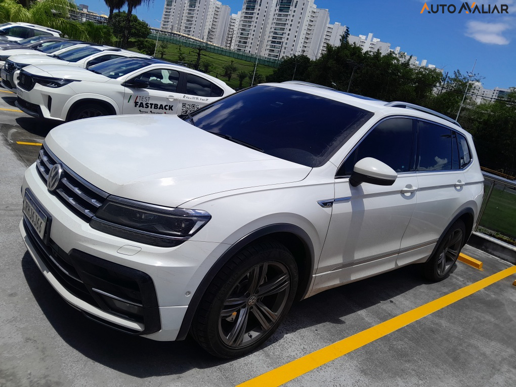 VOLKSWAGEN TIGUAN 2.0 350 TSI GASOLINA ALLSPACE R-LINE 4MOTION DSG
