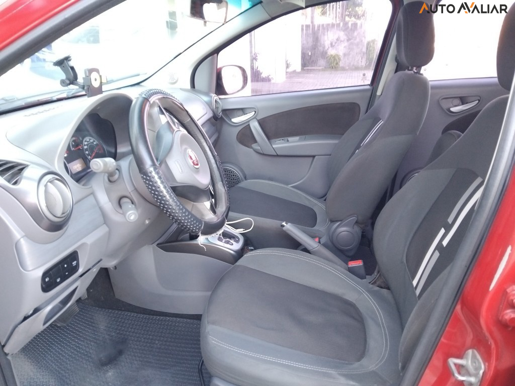 FIAT PALIO 1.6 MPI ESSENCE 16V FLEX 4P AUTOMATIZADO